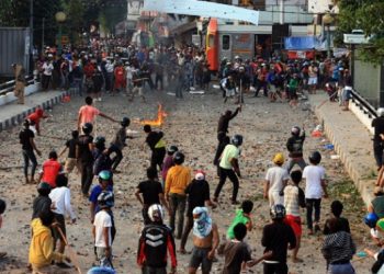 Masalah Bentrokan Warga di Jakarta: Faktor Sejarah Atau Ekonomi?