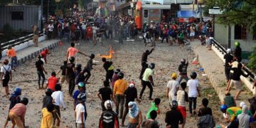 Masalah Bentrokan Warga di Jakarta: Faktor Sejarah Atau Ekonomi?