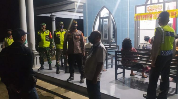 Polres Tulungagung dan Polsek Jajaran Amankan Perayaan Natal 2021