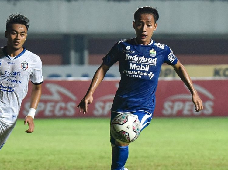 Ini Dia! 3 Pemain Muda Nomor 1 Andalan Persib Bandung yang Layak Dipanggil Shin Tae-yong ke Timnas Indonesia