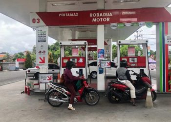 Jokowi Terima Hitungan Kenaikan Harga BBM Hari Ini