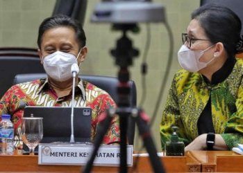 Menkes: Kalau Merasa Sehat Tidak Perlu Pakai Masker di Ruangan Terbuka