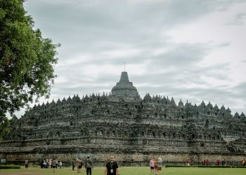 Tiket Masuk Candi Borobudur Rp 150.000 Per Orang, Kemahalan?