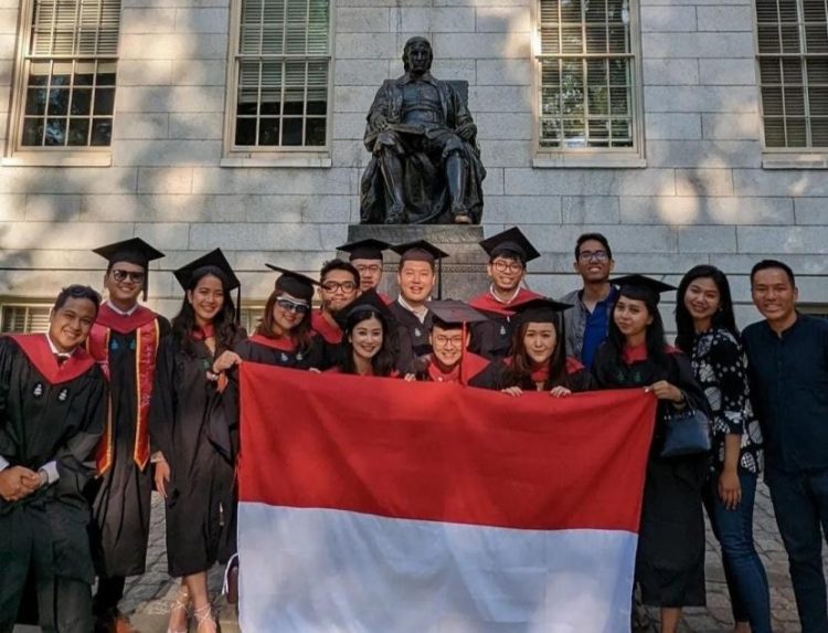 Keren! Harvard University Ajarkan Bahasa Indonesia Mulai Tahun Ini