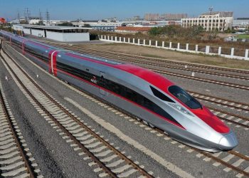 Pemerintah Beri Nama Kereta Cepat Jakarta-Bandung ‘WHOOSH’