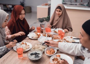 Mengelola Gizi dan Hidrasi Selama Ramadan: Kunci Kesehatan