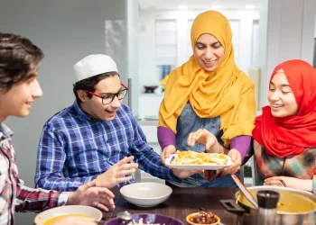 Berbagi Berkah Ramadan: Sedekah dan Kebaikan dalam Bulan Suci