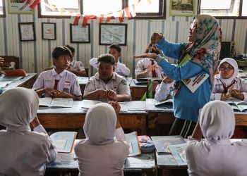Kemendikdasmen Naikkan Insentif Rp 100 Ribu, Komitmen Tingkatkan Kesejahteraan Tenaga Pendidik