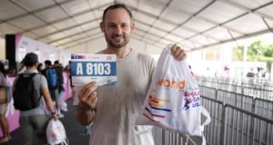 Turis asal Belanda bernama Ricardo juga ikut meramaikan Kemala Run 2026