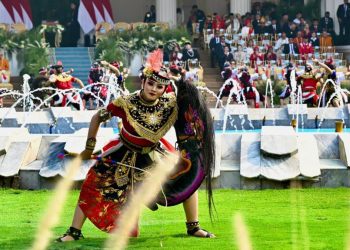 Rayakan Kemerdekaan RI ke-81, Halaman Istana Merdeka Bergemuruh Lewat Tari Kolosal dan Musik Kebangsaan