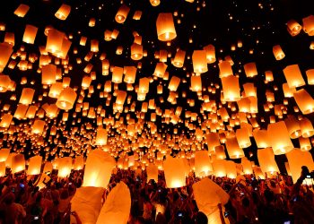 Candi Borobudur Gelar Feestival Lampion Rayakan Hari Waisak